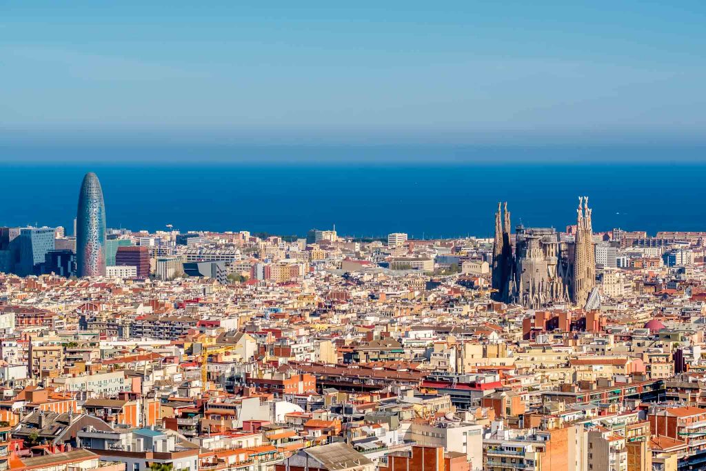 barcelona-cityscape-landmark-pointview-guided-tour